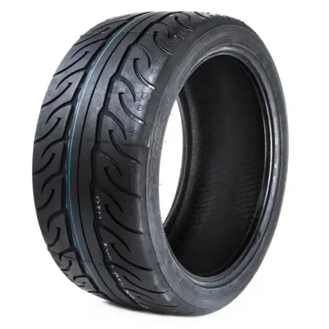 Zeknova RS606 R1 Racing Tire – High-Performance Track-Ready Model for 14-Inch Rims