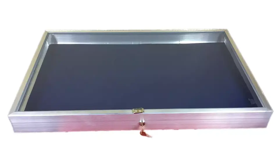 Aluminum Display Case 34 X 22 X 3 1/4" Side Opening 2