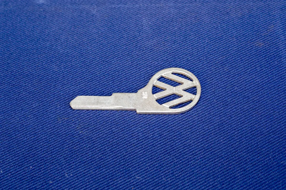 Nos Vw純正ブランクキー [ Su ] For Type1, K.Ghia '61-'66　Aks製 1