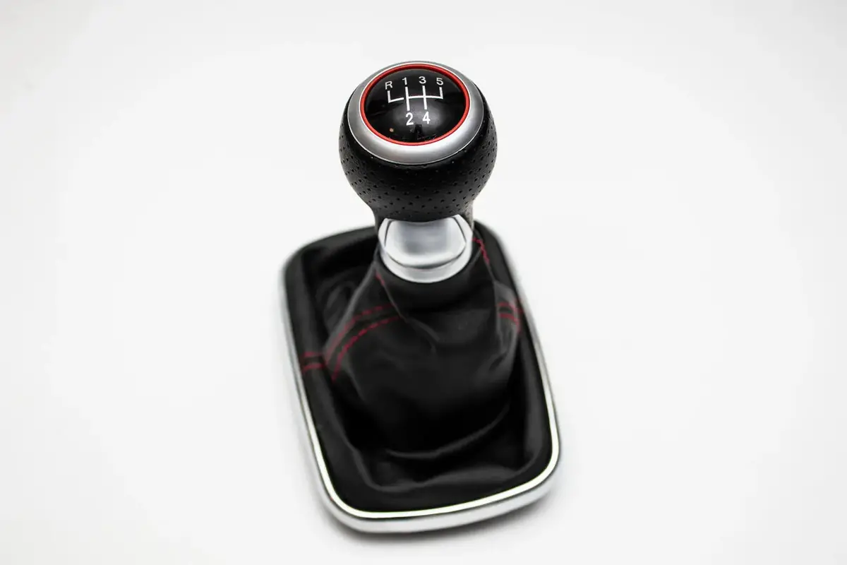 Mk4 Shift Knob Volkswagen Gti Jetta Golf R32 - Oem Fitment - 5 Speed - Red/Black - Red Stiching 1