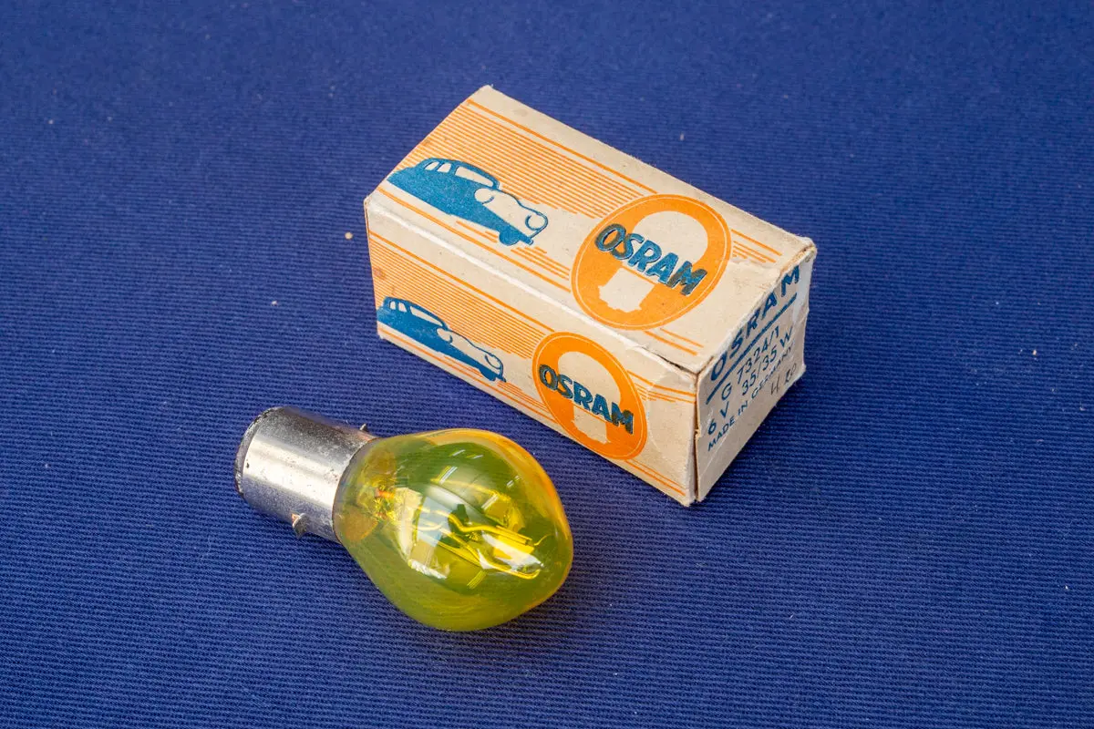 Nos ヘッドライトバルブ イエロー 6V・35/35W 1