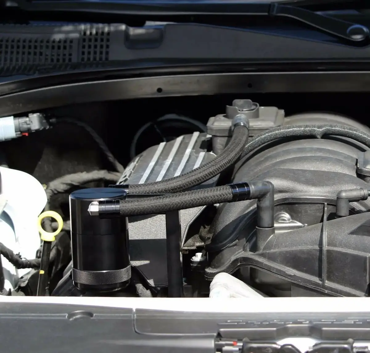 Catch Can For Chrysler 300, Dodge Charger, And Dodge Challenger Hemi 5.7L 6.1L 6.4L Srt 1