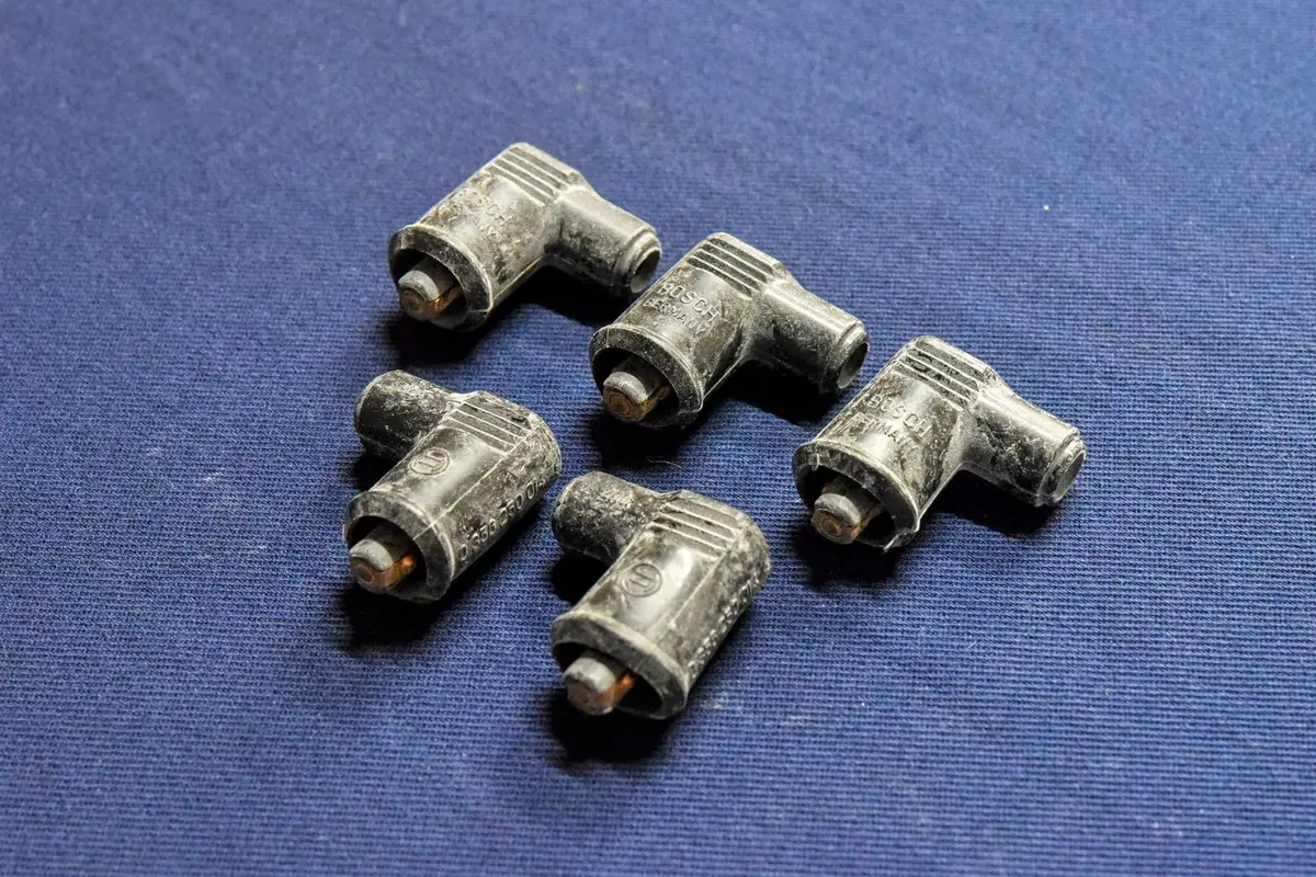 Nos Bosch L型プラグコードターミナル 1
