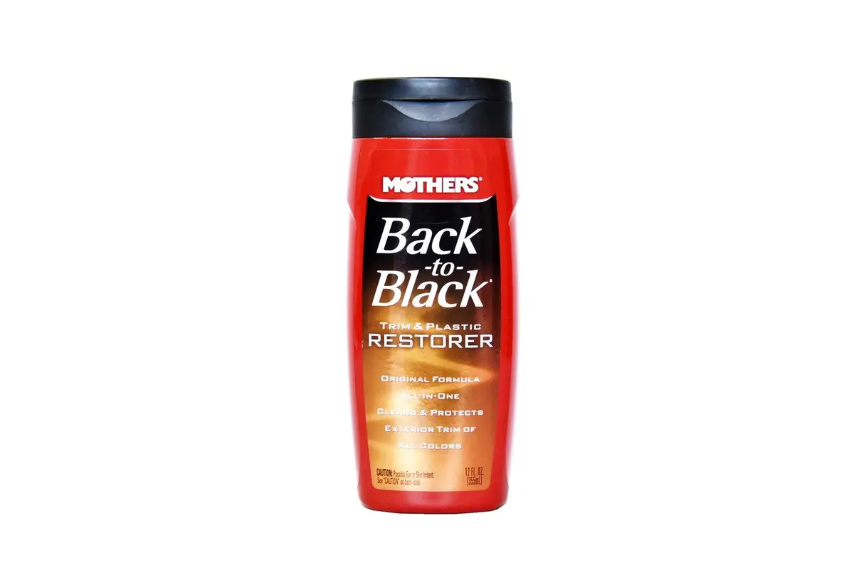 Mothers バック トゥ ブラック トリム&プラスチックレストア 1