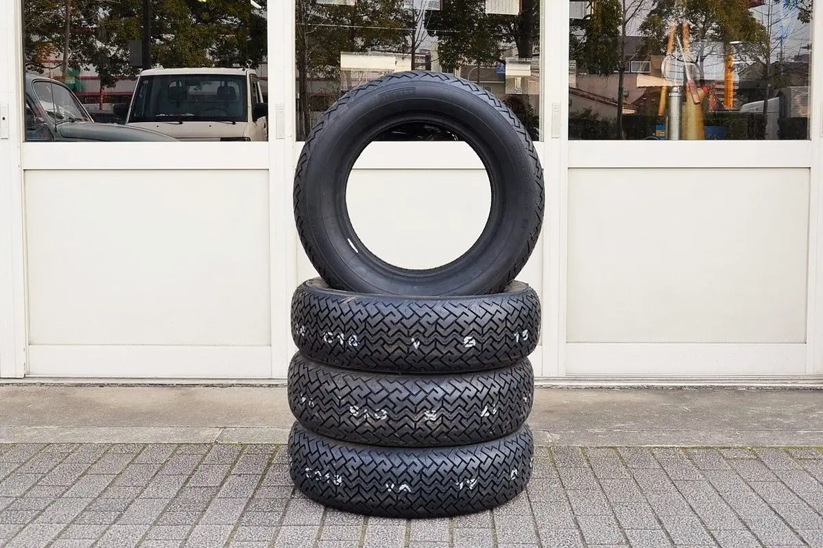 Pirelli Cn36 185/70Wr15 1
