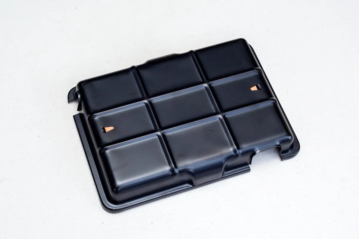 12V オリジナルスタイル バッテリーカバー 1