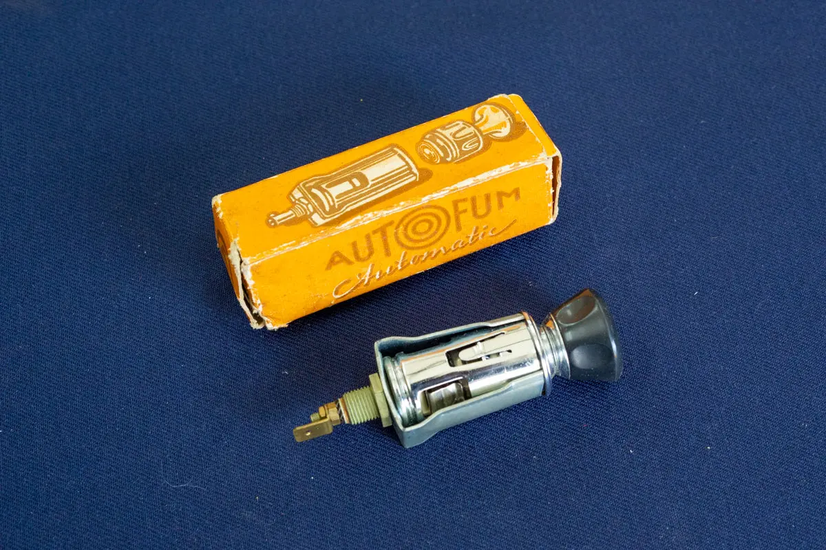 Nos シガーライター＆ソケット For '67 Model 1