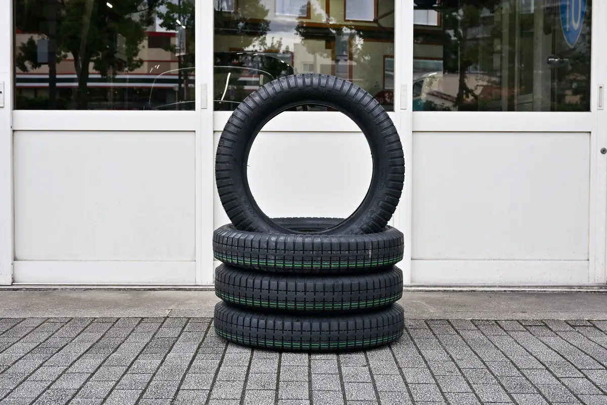Blockley Tyre 500-19 1