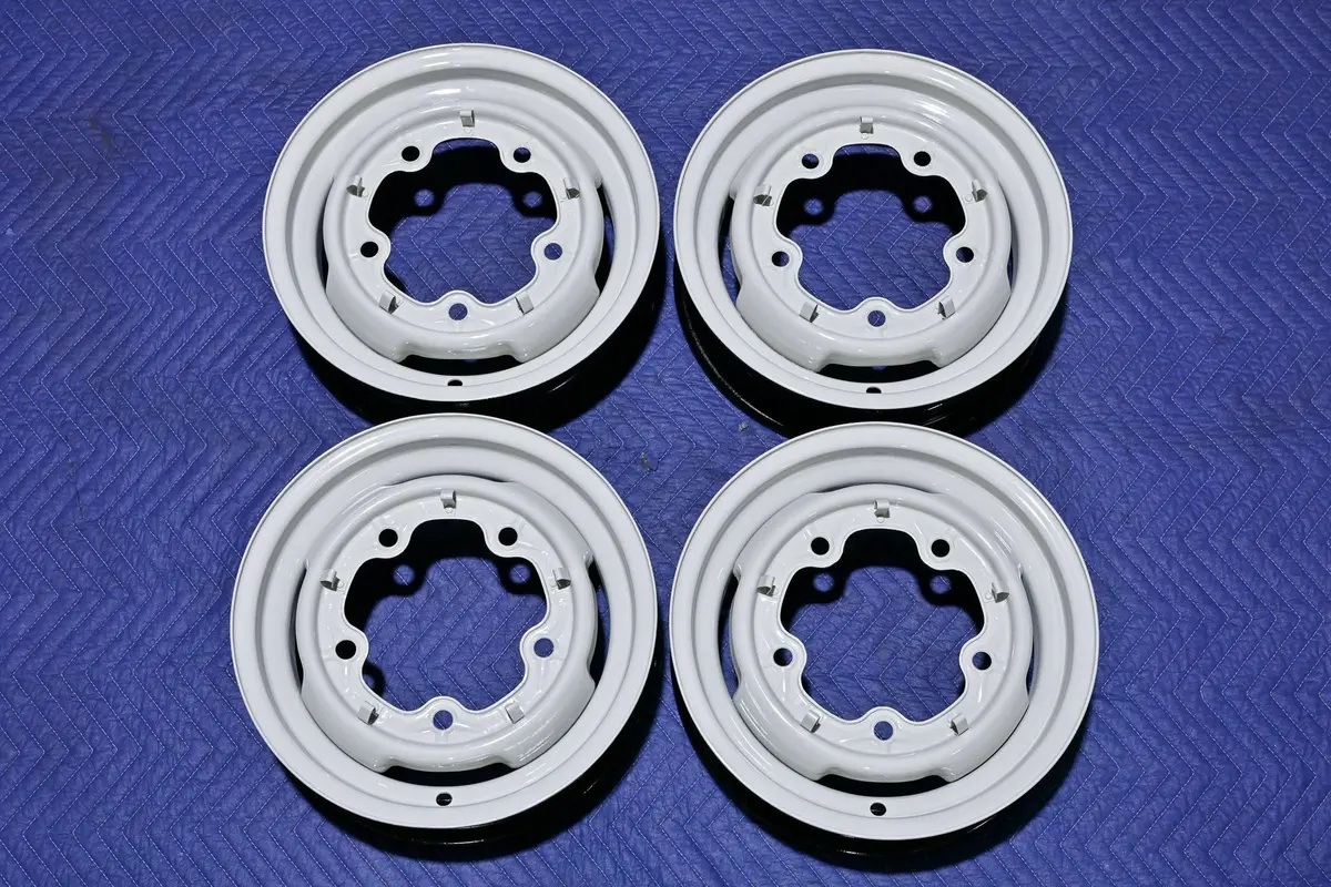 レストア済み Vw純正 ストックホイールset For Type-ⅱ "15Inch" 1
