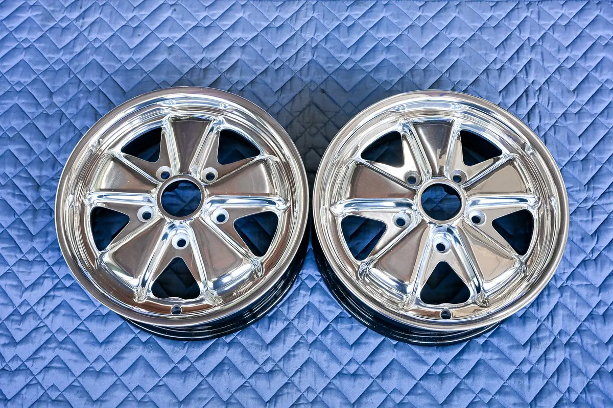Porsche Fuchs Wheels 15Inch X 5.5J 　"Show Quality" 1