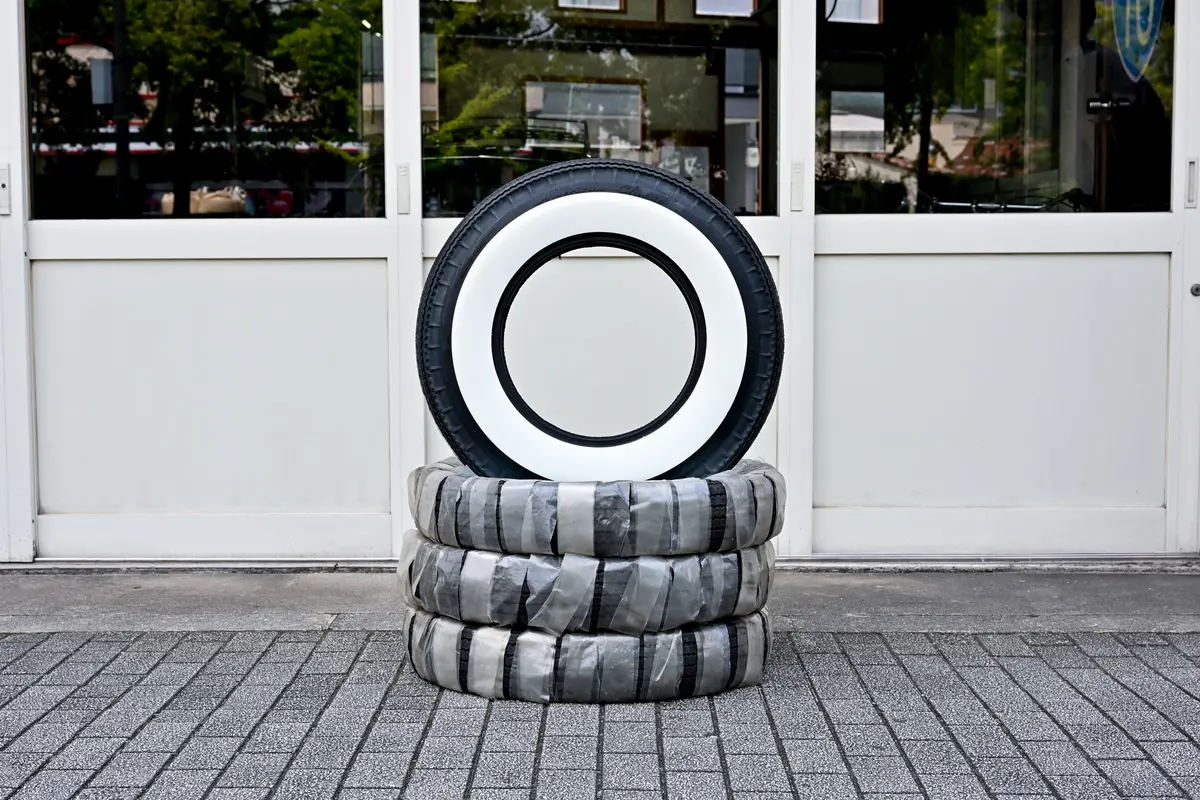 【アウトレットセール！】American Classic 670R15 "2 3/4Inch" Whitewall 4本/1Set 1