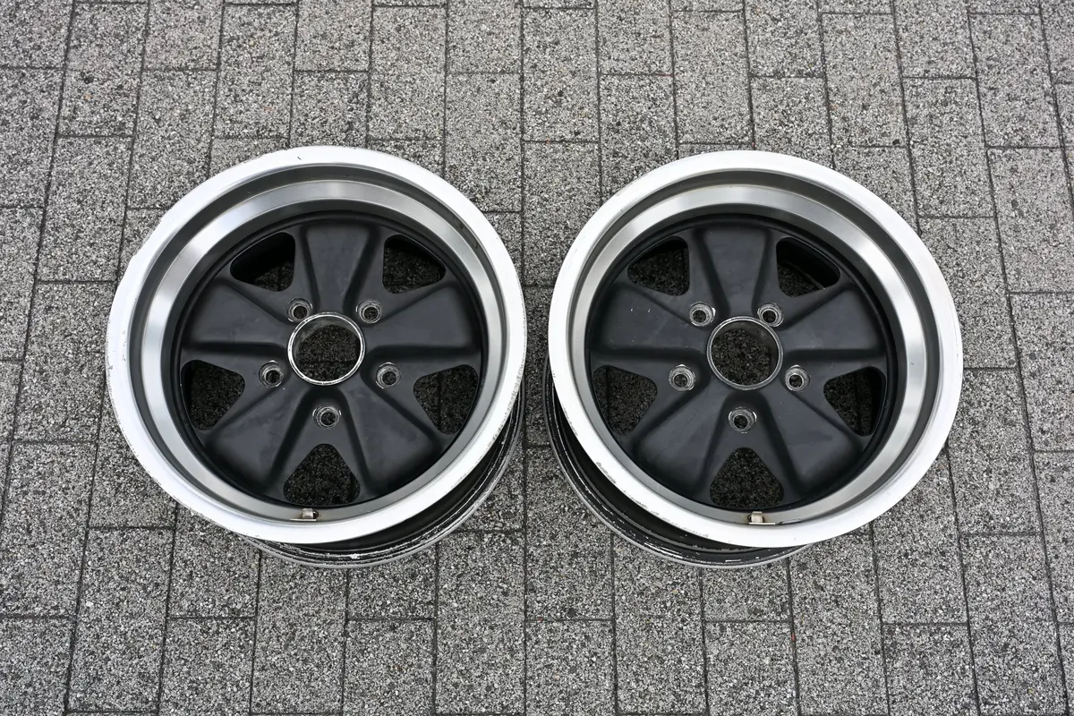 Porsche Fuchs Wheels Set 15Inch X 8J 1